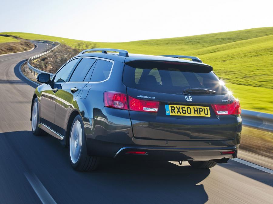  Honda Accord Tourer 2011 года  (UK) (фото 2 из 2)